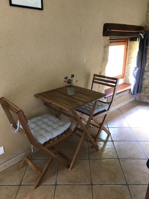 Chambre D'Hotes Lasserre Saint-Amand-de-Coly 외부 사진
